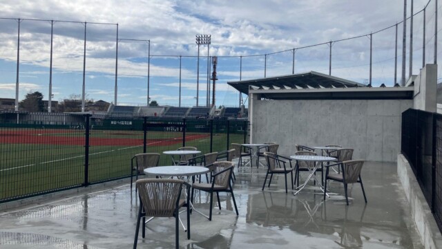 2025年4月6日 両翼にテラス席